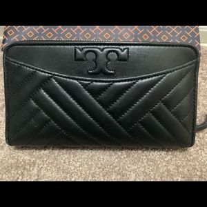 NWT Tory Burch Alexa Continental ZIP Wallet